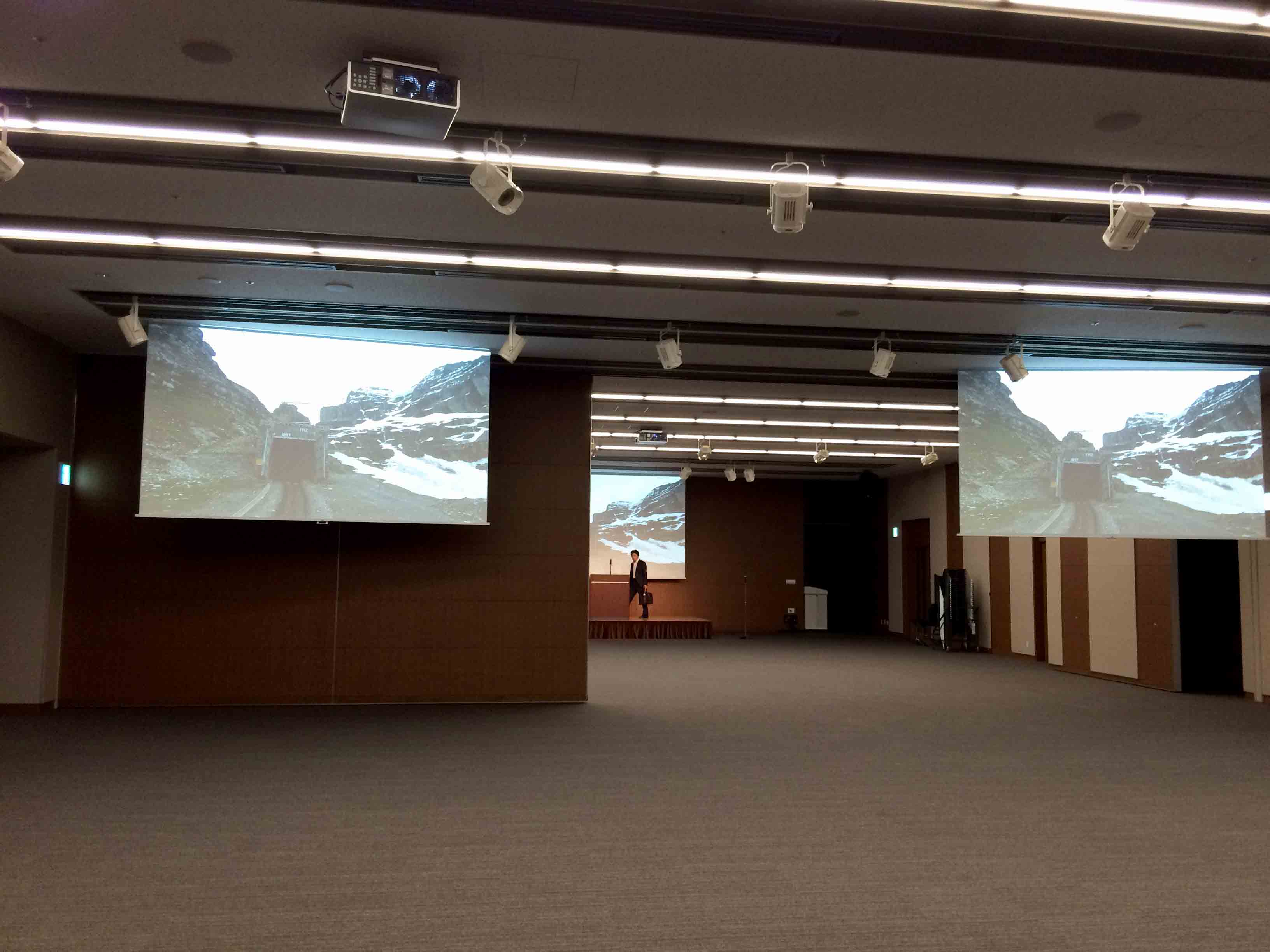 大崎ブライトコアホール